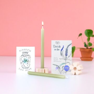 gelukswens cadeaupakket brievenbus cadeau symbolisch geschenk scherfje van geluk pynappel