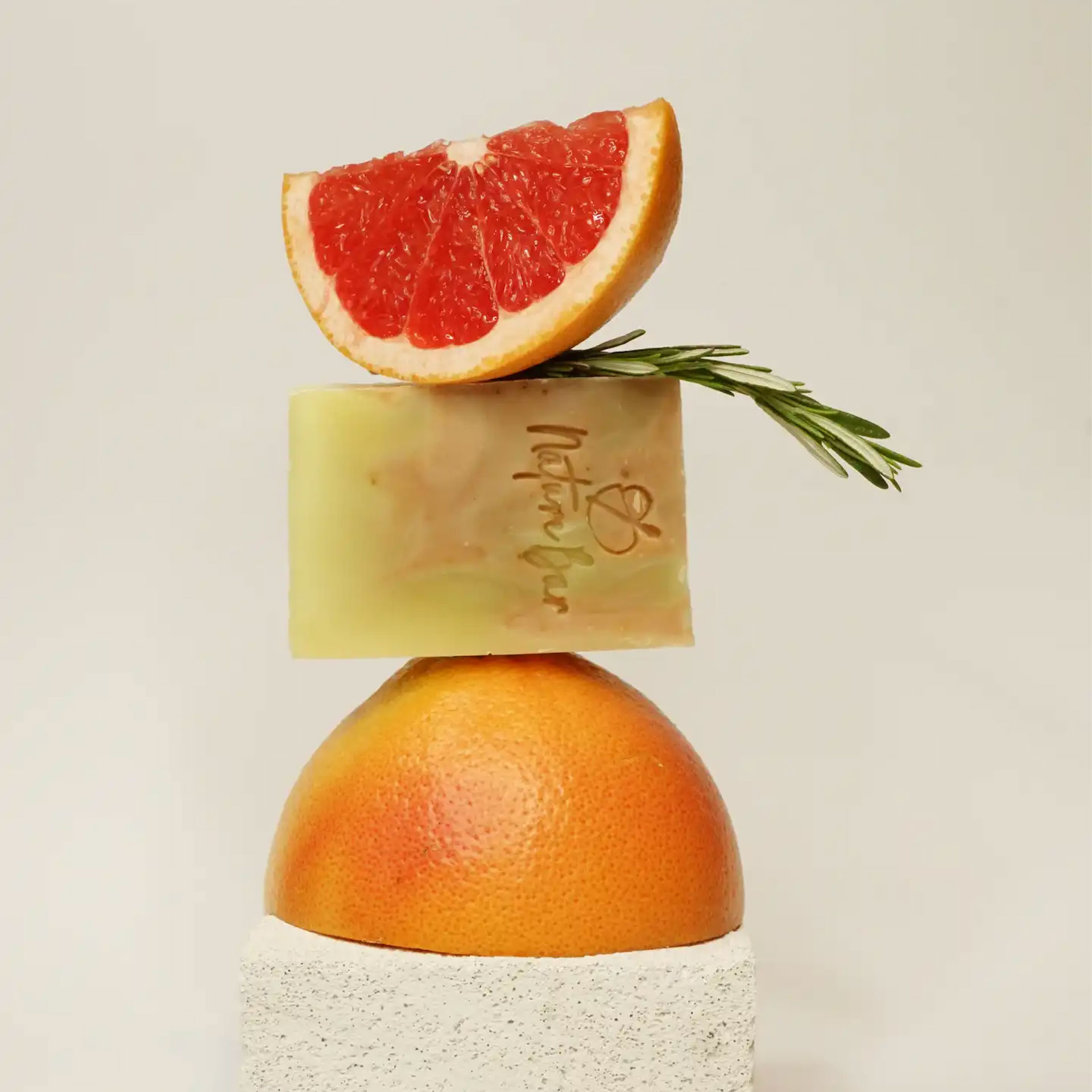 grapefruit zeep natuurlijke zeep rozemarijn nature bar pynappel