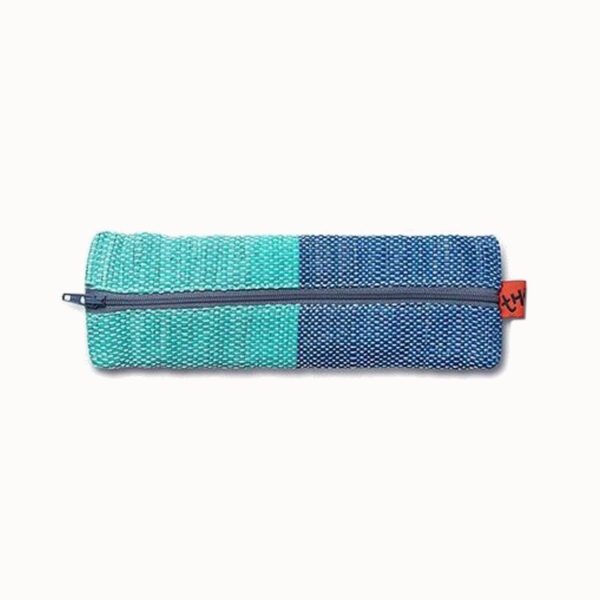pennen etui thela island gerecycled plastic handgemaakt stationery pynappel brievenbus cadeau