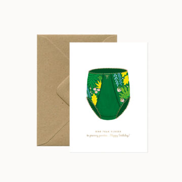 grappige verjaardagskaart vrouw one year closer to granny panties A6