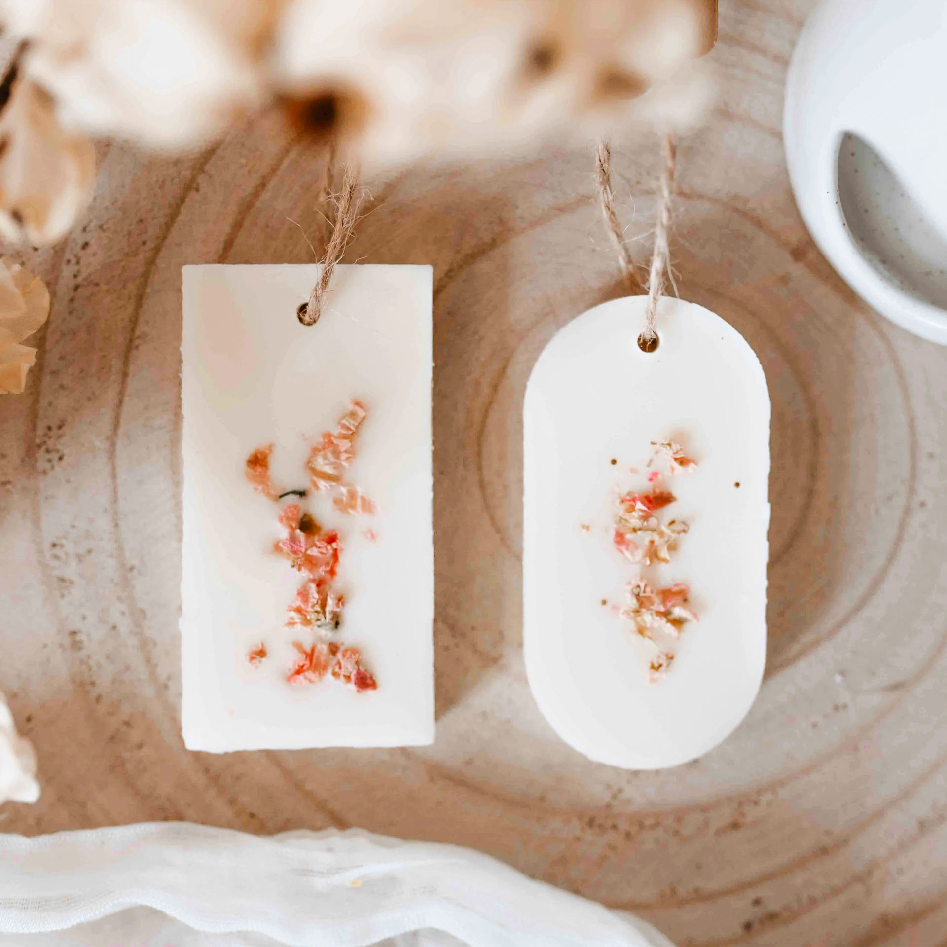 geurhanxger waxmelts geurwax pioenroos pioen geuren pynappel brievenbus kado
