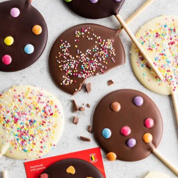 lolpops mome melk chocolade lolly witte chocoladelolly choco lolly confetti discodip hartjes pynappel brievenbuscadeau