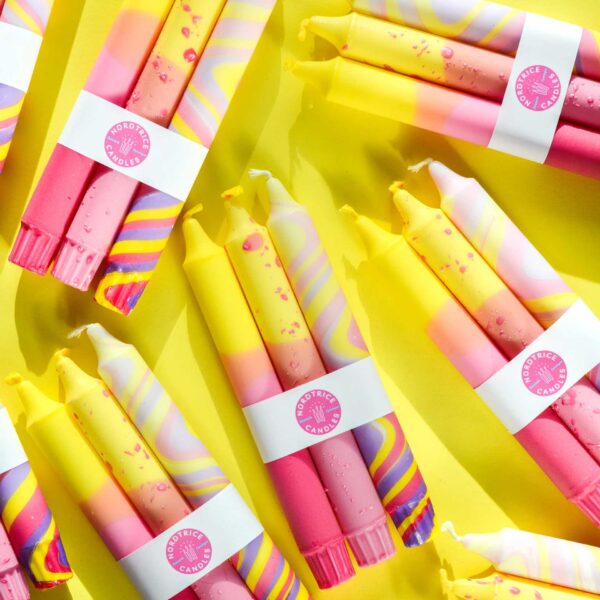 kleurrijke kaarsen stearine kaarsen nordtrice pink yellow spring pastel taper candles pynappel