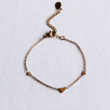 armband met hartjes armband met 3 hartjes goud bazou pynappel