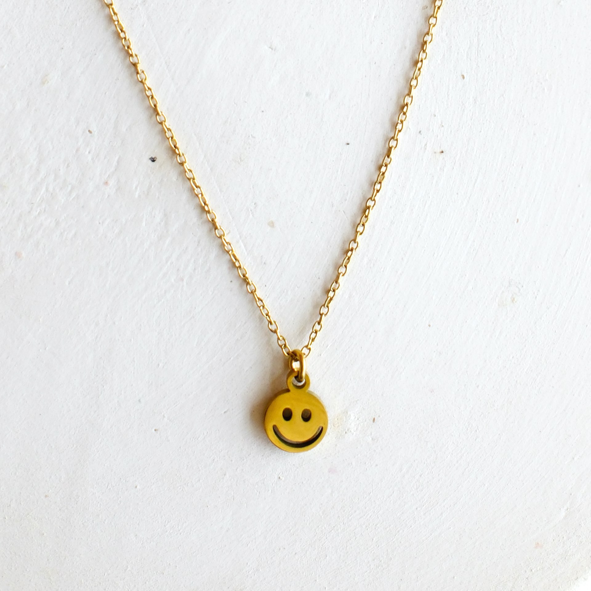 smiley ketting roestvrij staal bazou ketting met smiley pynappel