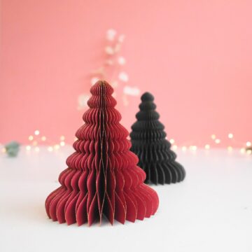 honeycomb kerstboom rood glitter 15 cm magneet sluiting papieren kerstboom red only natural