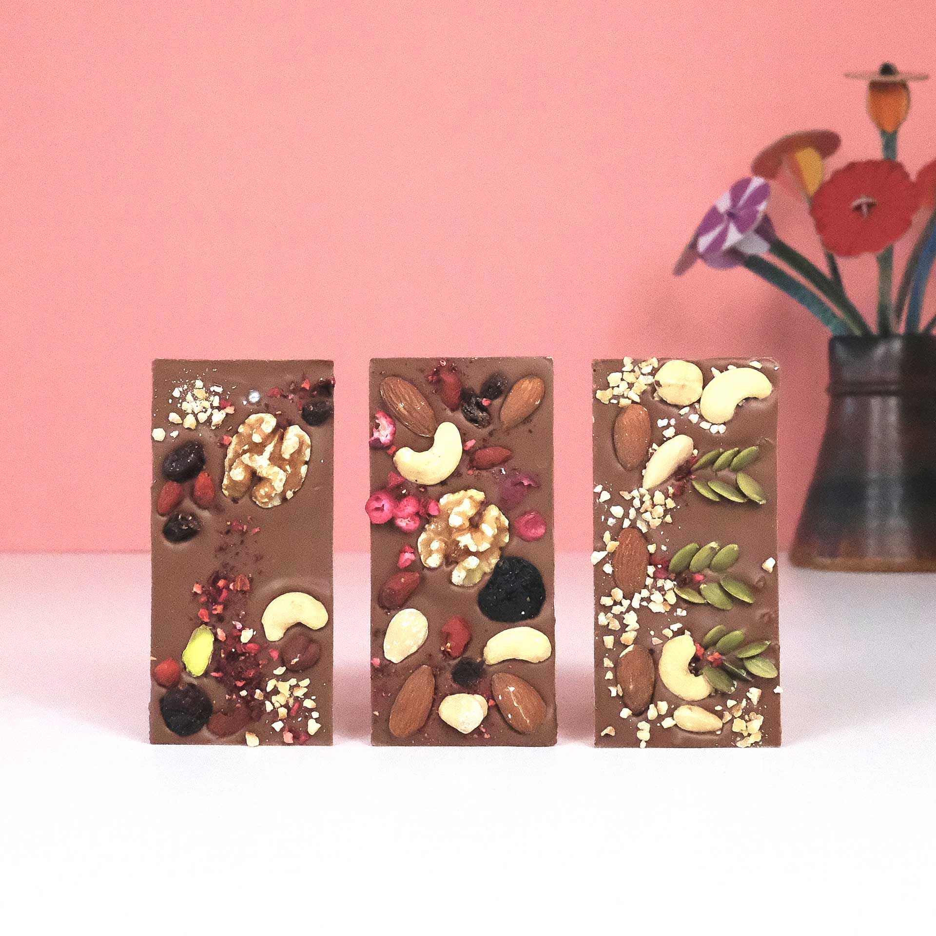 luxe chocoladereep met noten gedroogd fruit melkchocolade dreamy chocolatez luxe chocolade cadeau pynappel