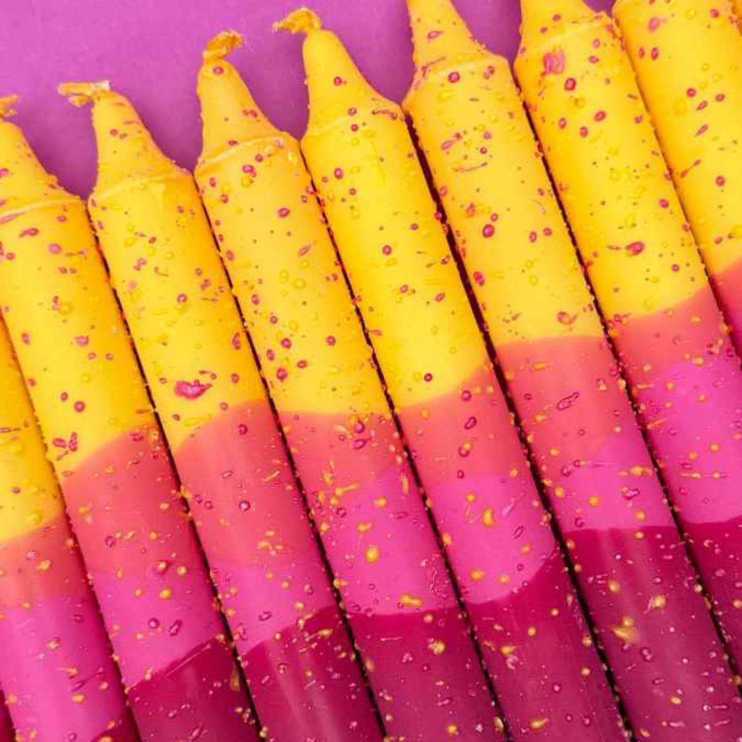 kleurrijke kaarsen dip dye kaarsen nordtrice confetti kaarsen strawberry shake pynappel