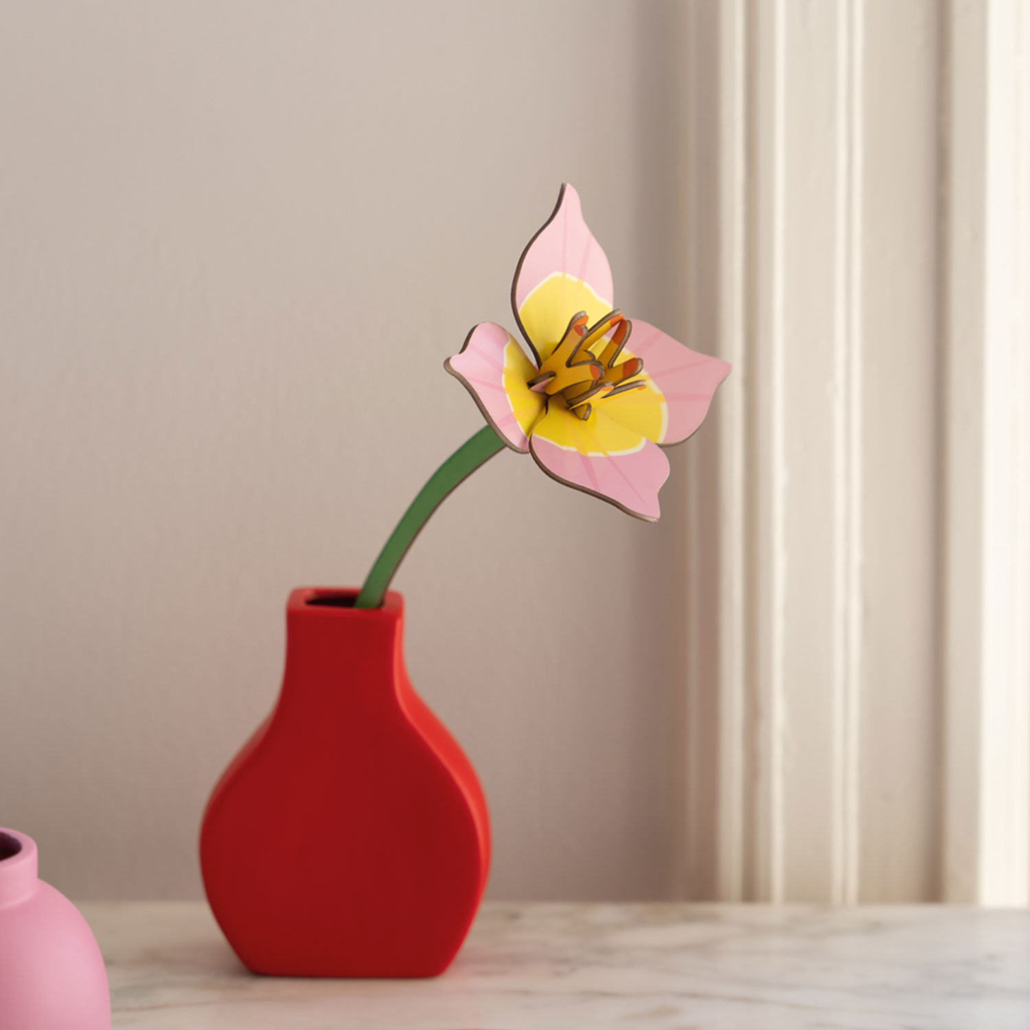 papieren bloem roze tulp studio roof 3d karton woondecoratie cadeau brievenbus